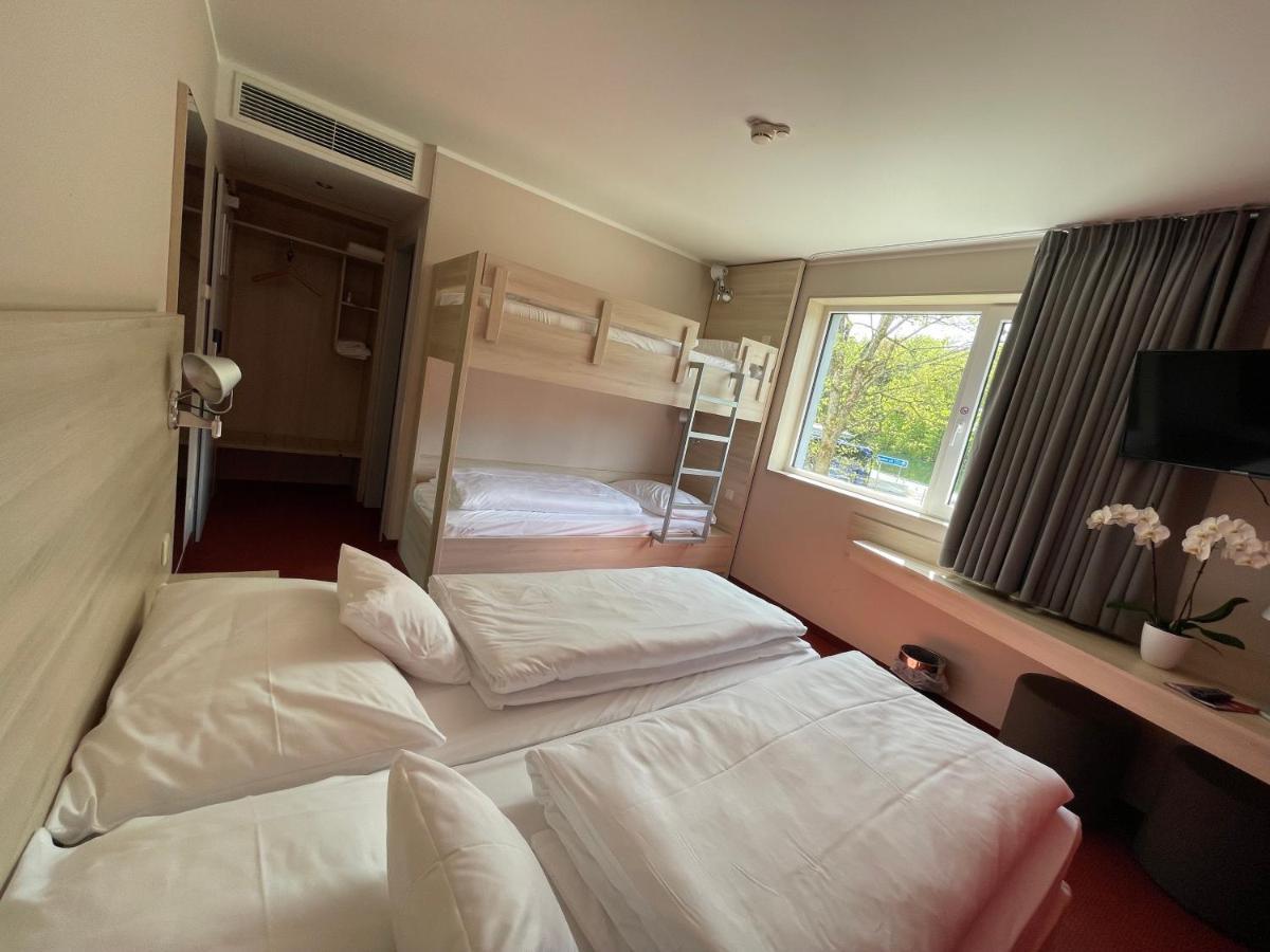 Serways Hotel Spessart Rohrbrunn エクステリア 写真
