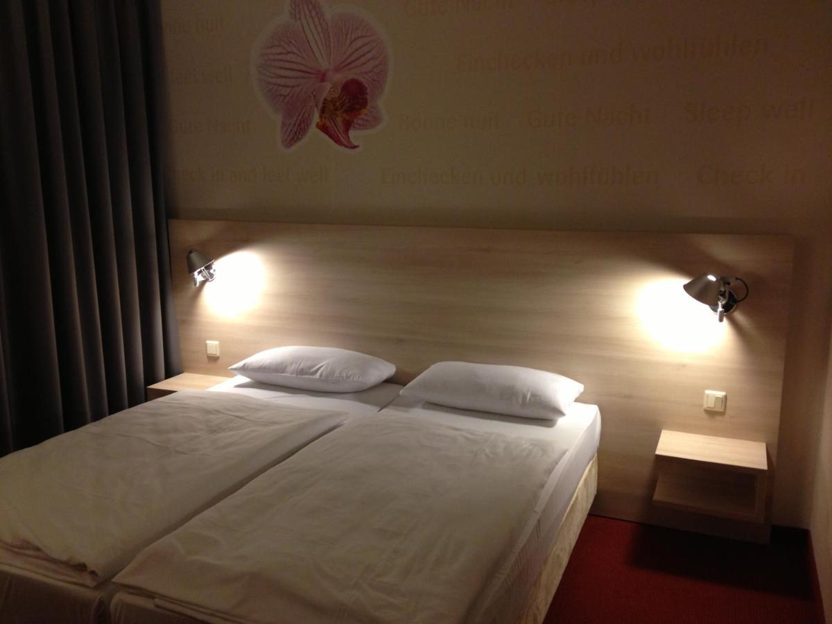 Serways Hotel Spessart Rohrbrunn エクステリア 写真