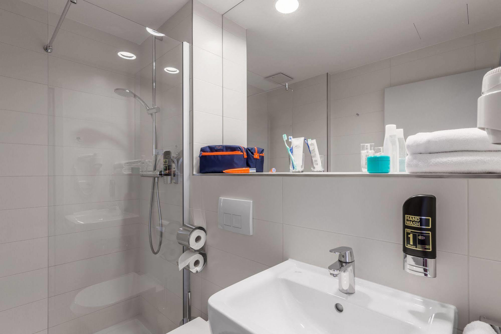Serways Hotel Spessart Rohrbrunn エクステリア 写真