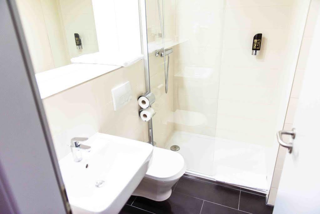Serways Hotel Spessart Rohrbrunn エクステリア 写真
